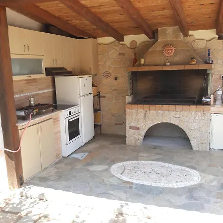 Evdokia Country Maisonette